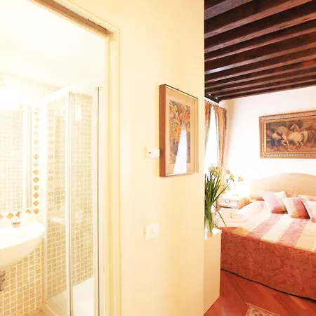 Residenza Ai Giardini Alojamento de Acomodação e Pequeno-almoço Veneza