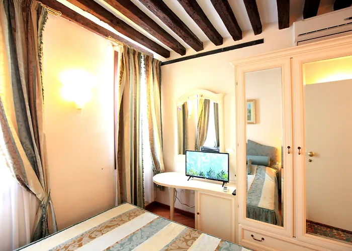 Bed & Breakfast Residenza Ai Giardini Venice