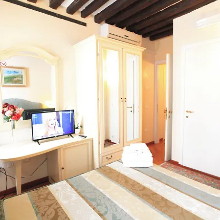 Residenza Ai Giardini 2*