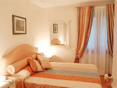 Residenza Ai Giardini לינה וארוחת בוקר